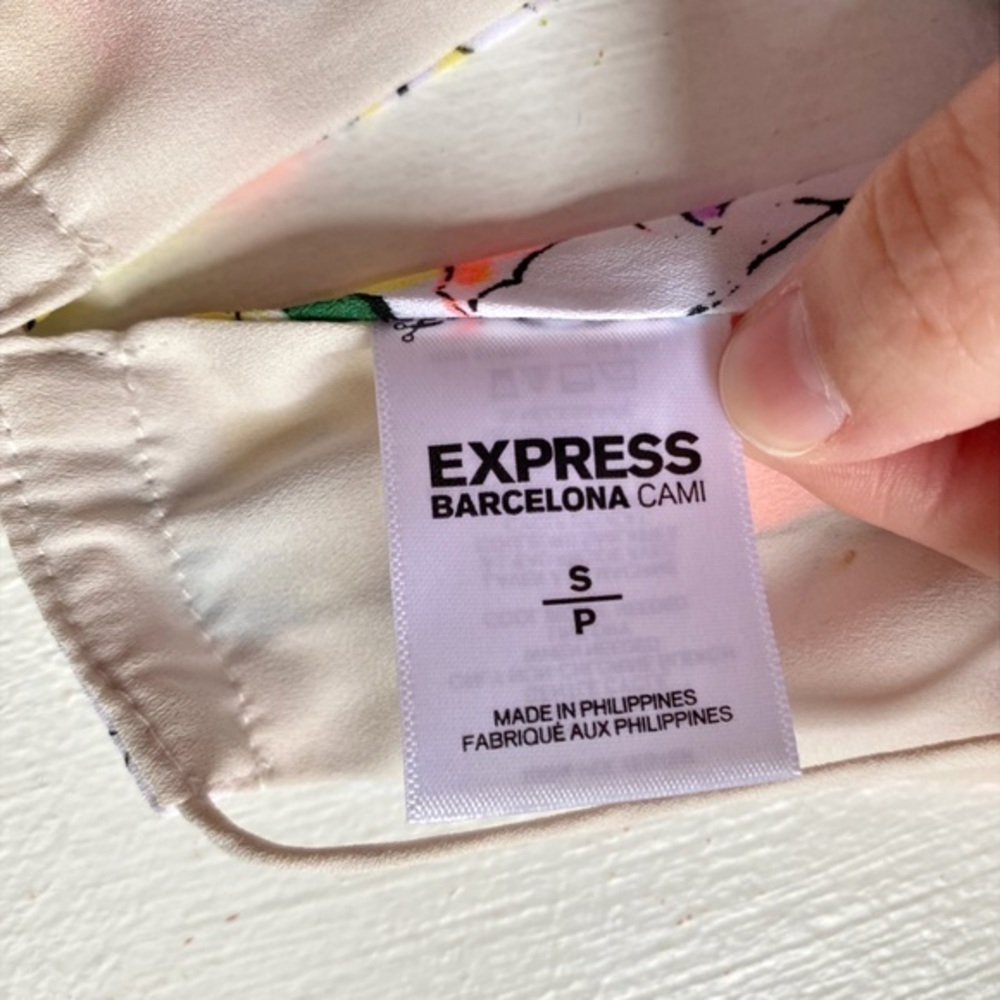 Express floral multicolor cami top - Picture 4 of 8